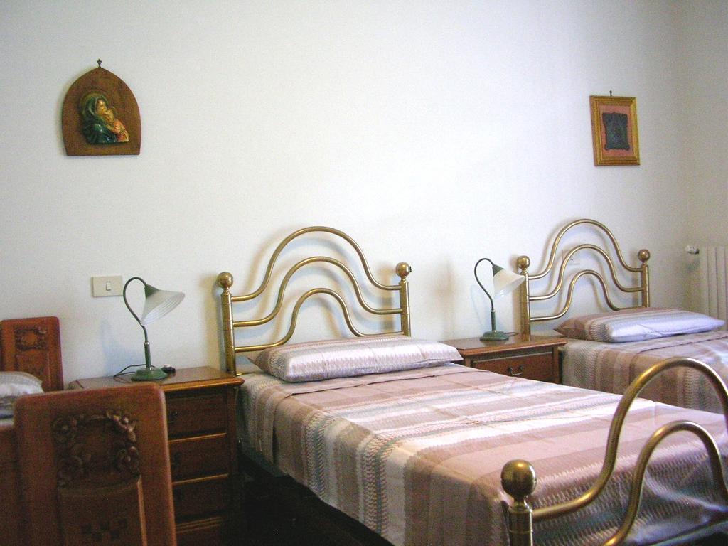 Villa Dei Romaniani Villaromagnano Pokoj fotografie